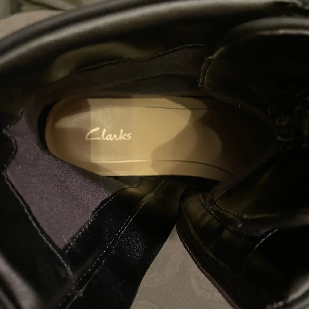 Clarks Black Women’s Boots - Picture 8 of 9